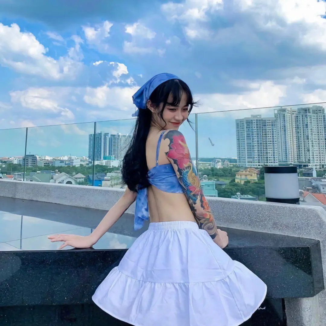 蓝色马蹄莲